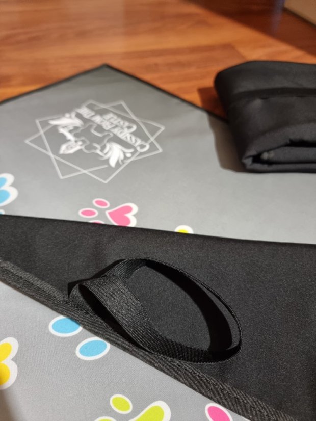 Pohodečka s originálním tiskem na Vaše přání vel. M - Každý další kus stejného tisku je za 650,- Kč/ks.: 2