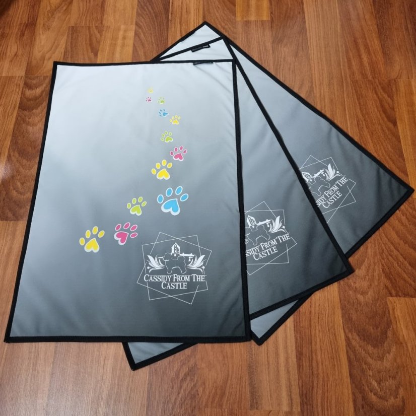 Pohodečka s originálním tiskem na Vaše přání vel. M - Každý další kus stejného tisku je za 650,- Kč/ks.: 2